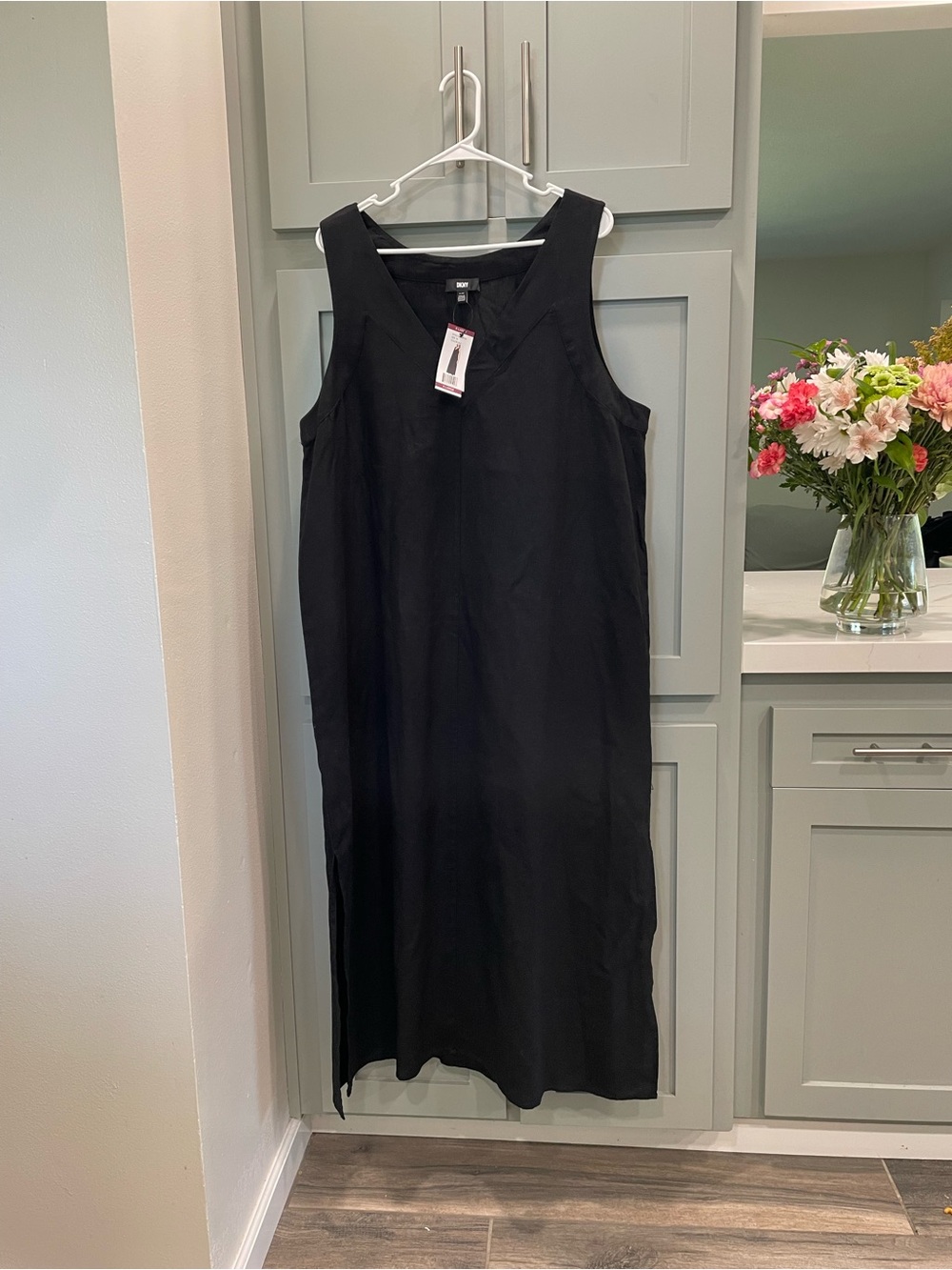 DKNY Black Sleeveless V-Neck Maxi linen Dress